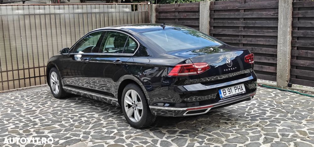 Volkswagen Passat 2.0 TDI DSG Highline - 4
