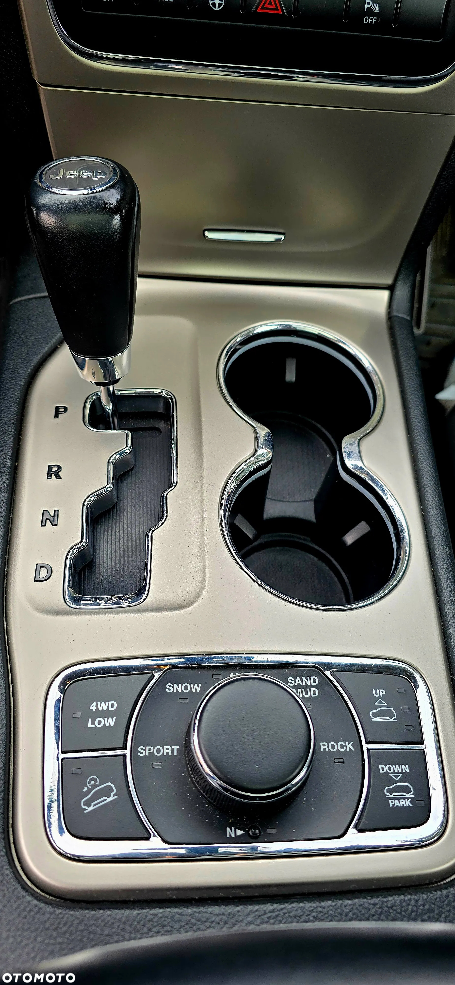 Jeep Grand Cherokee 5.7 V8 Overland - 19