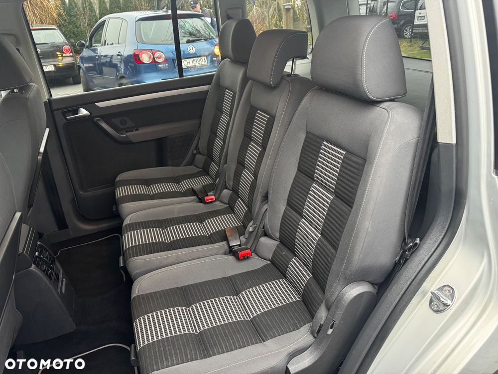 Volkswagen Touran 1.4 TSI United - 23