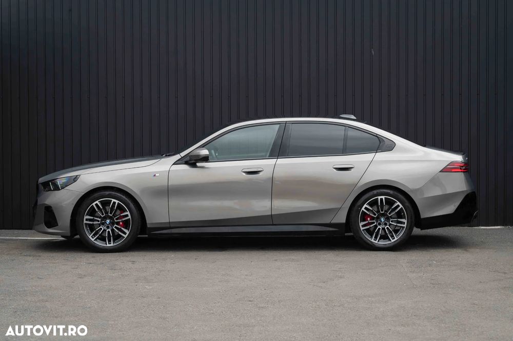 BMW Seria 5 520d xDrive Aut. - 9