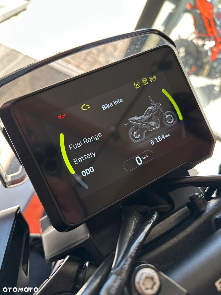 Husqvarna Svartpilen - 7