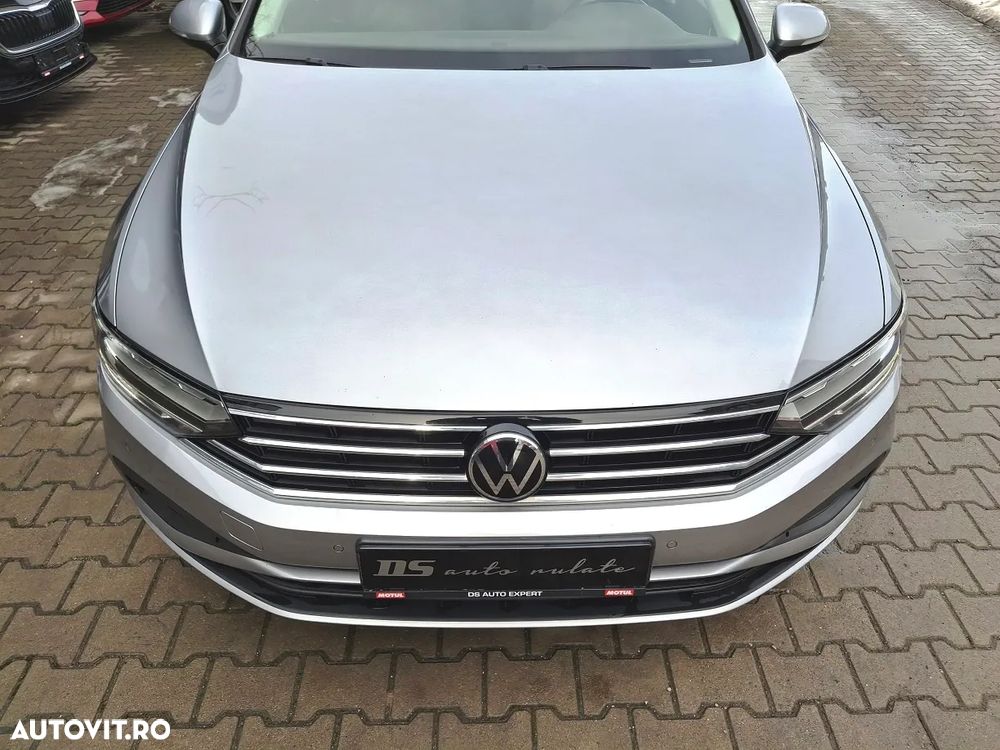 Volkswagen Passat 2.0 TDI DSG Advance - 25