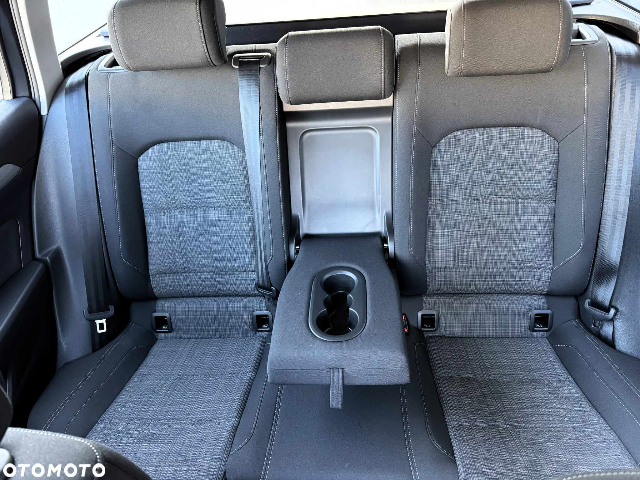 Volkswagen Passat 2.0 TDI EVO Business - 15