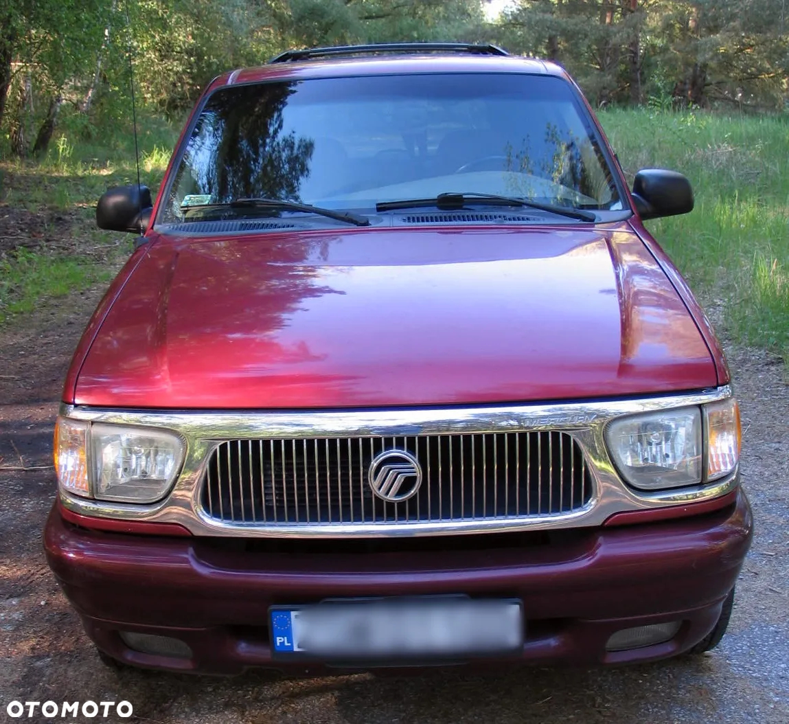 Ford Explorer - 13