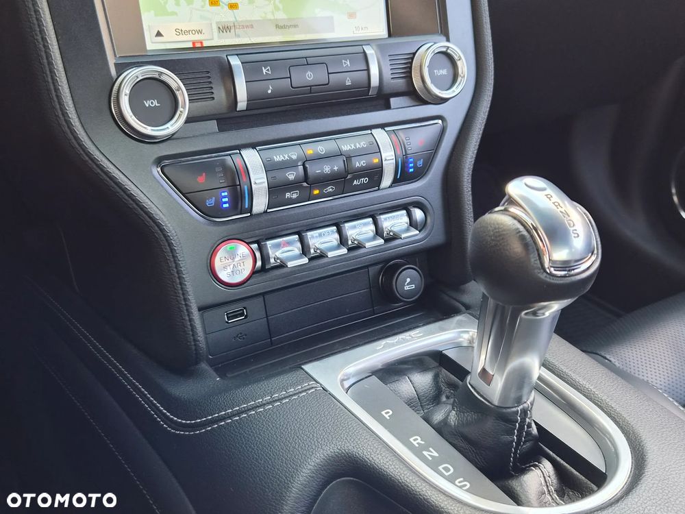 Ford Mustang - 17