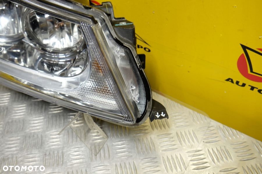 BUICK LACROSSE 2009- REFLEKTOR LAMPA ZWYKŁA R USA - 5
