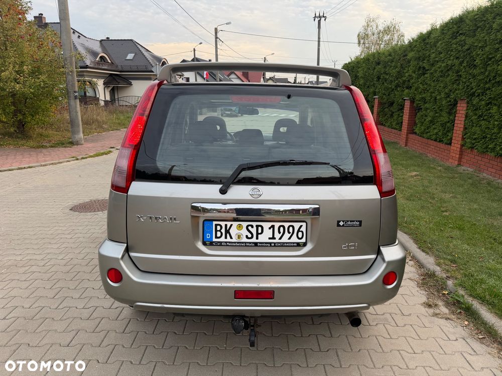 Nissan X-Trail 2.2 dCi 4x4 Columbia - 16