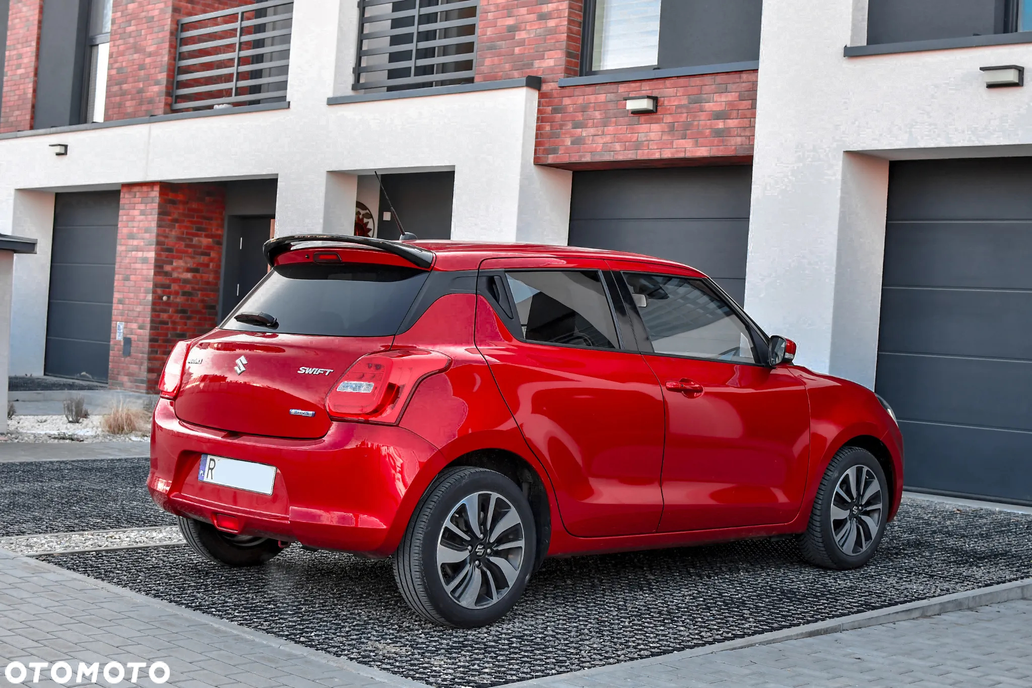 Suzuki Swift 1.0 T SVHS Elegance - 2