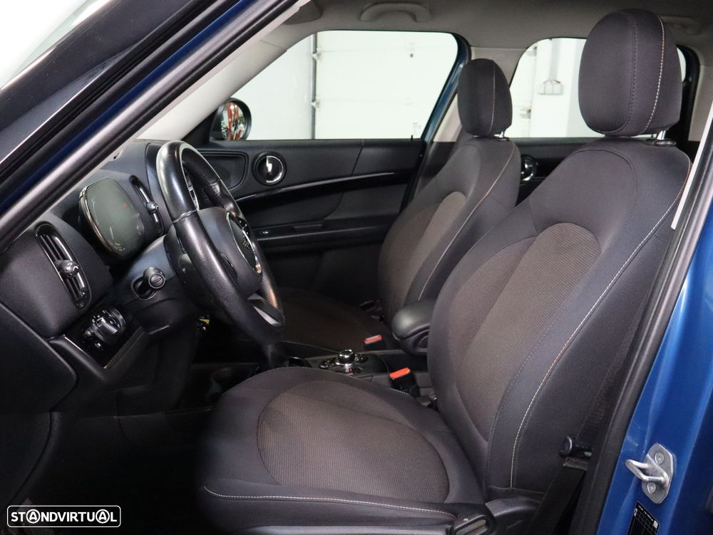 MINI Countryman Cooper SE ALL4 Auto - 6