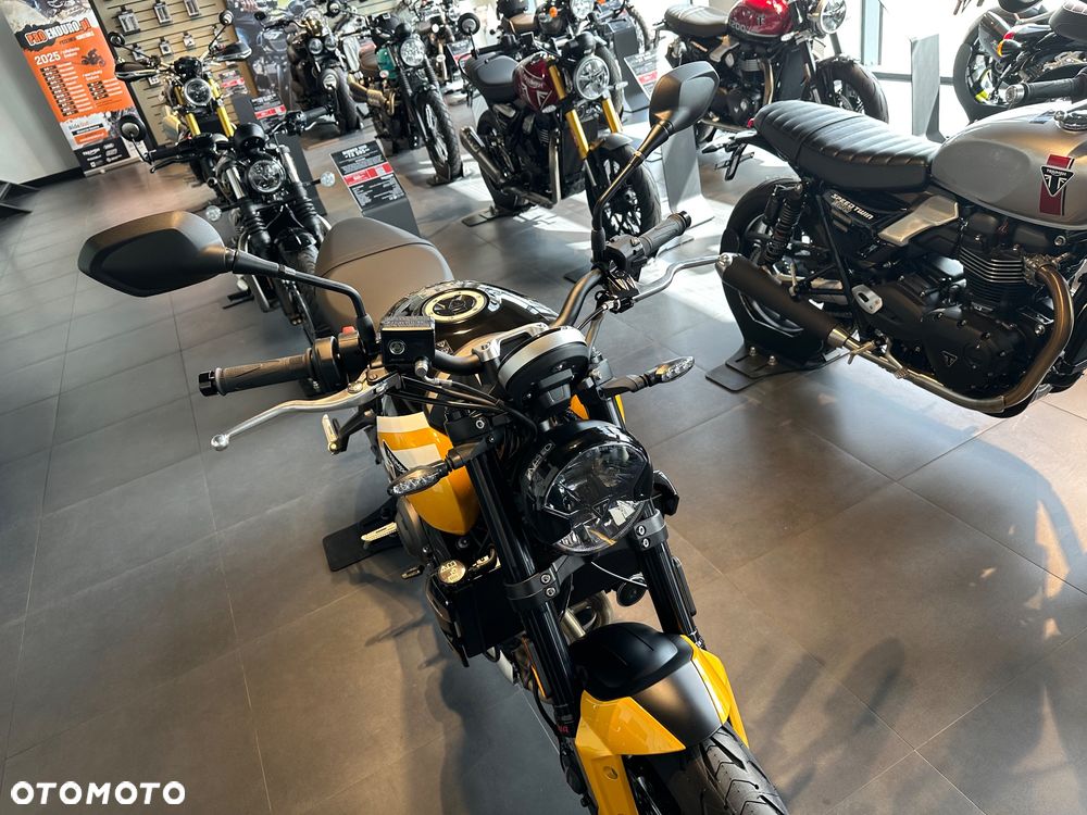 Triumph Trident - 5