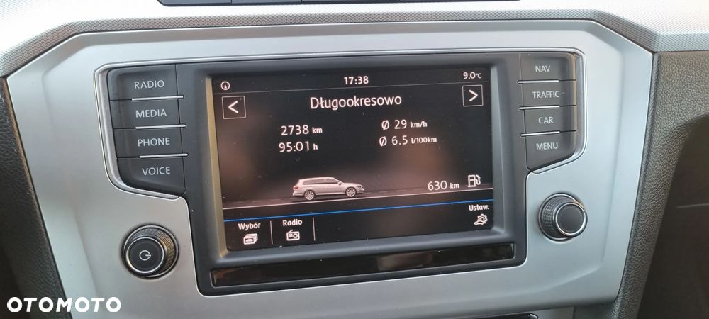 Volkswagen Passat 2.0 TDI (BlueMotion Technology) Comfortline - 28