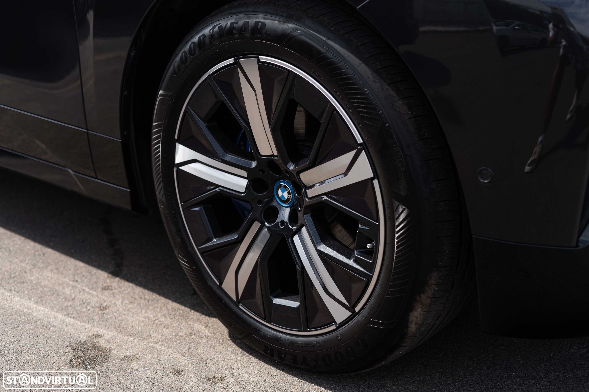 BMW iX xDrive 40 Pack Desportivo - 36