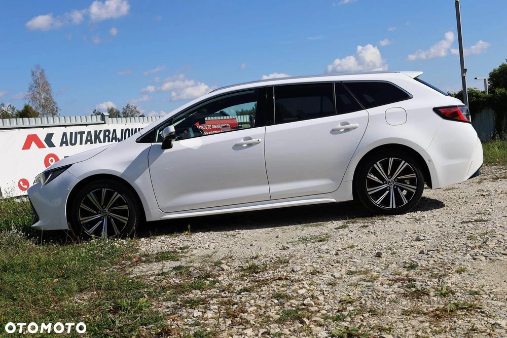 Toyota Corolla 2.0 Hybrid Executive - 9