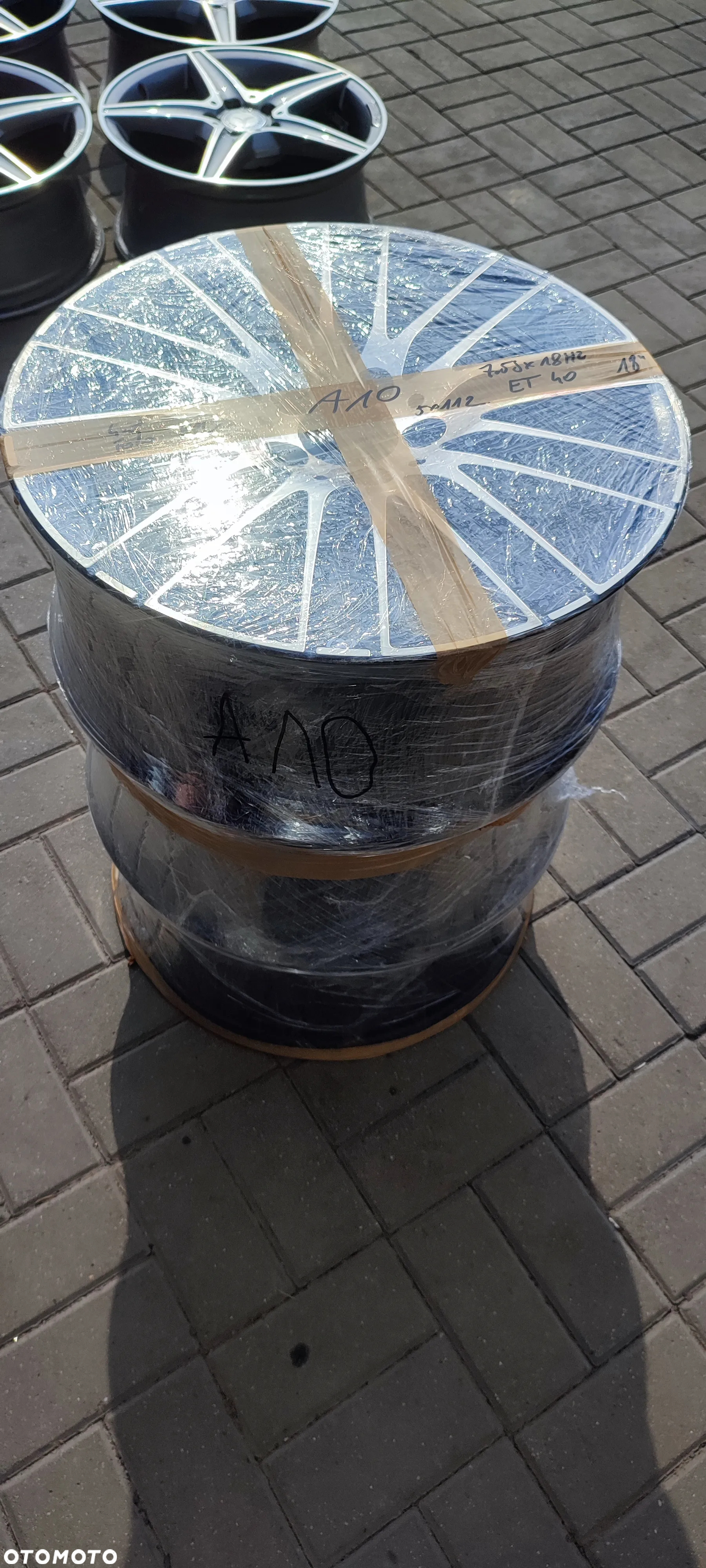 FELGI ALUMINIOWE 5x112 7.5Jx 18 CALI ET40 fi 66.6 2064014900 MERCEDES W205 W206 I INNE KOMPLET 4 SZTUKI - 12
