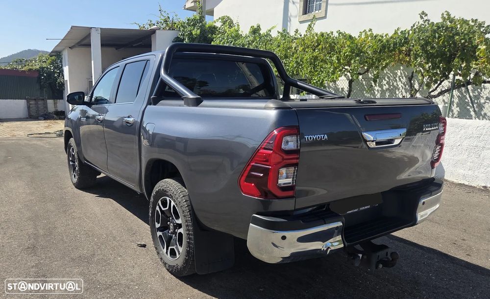 Toyota Hilux 2.4 D-4D 4WD CD CM - 7