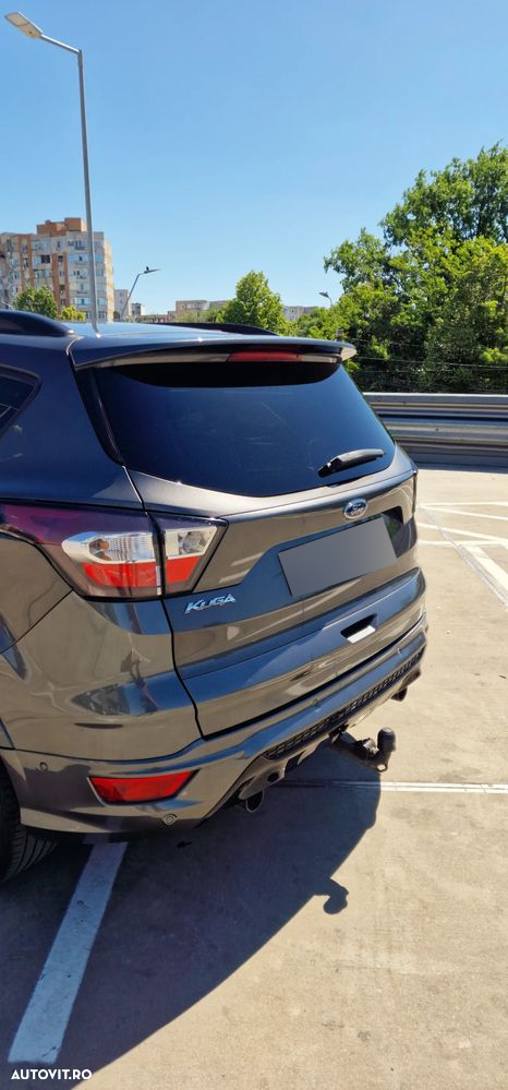 Ford Kuga 2.0 TDCi 4WD Powershift ST-Line - 12