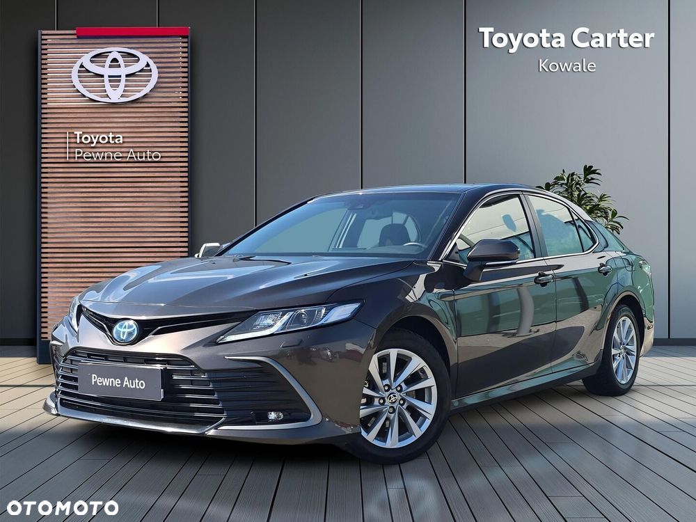 Toyota Camry 2.5 Hybrid Comfort CVT - 2