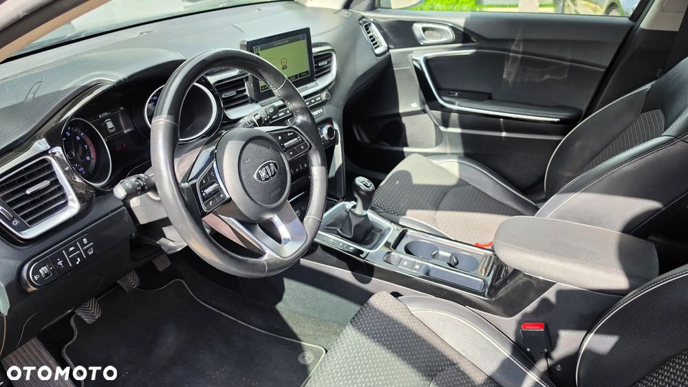 Kia Ceed 1.4 T-GDI L Business Line Plus - 5