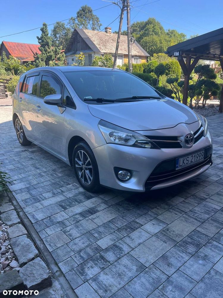 Toyota Verso 1.8 Premium - 1