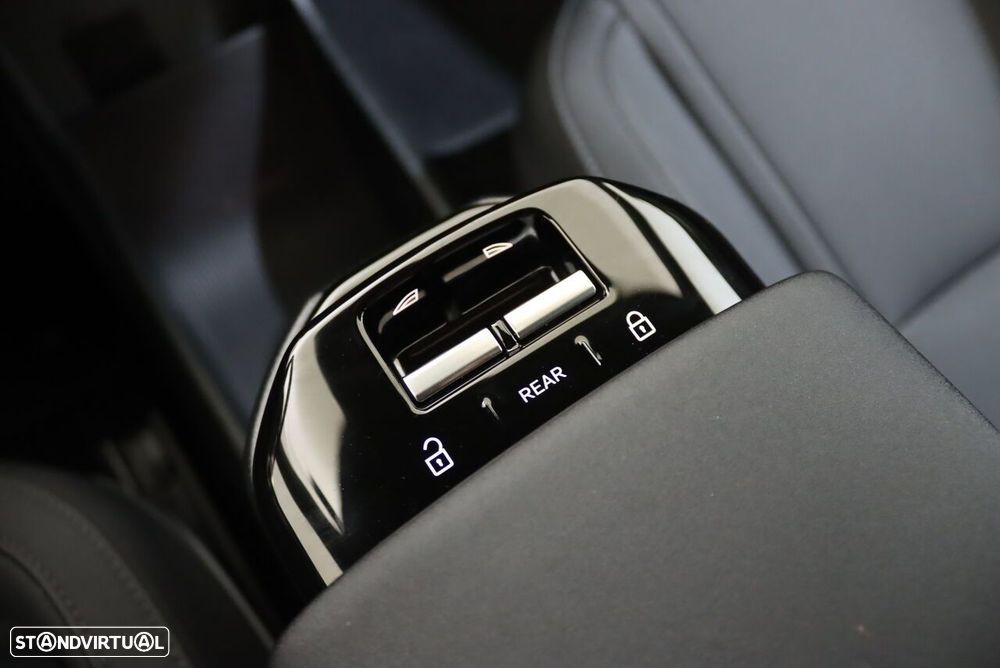 Volvo EX30 69 kWh Single Motor Extended Range Core - 12