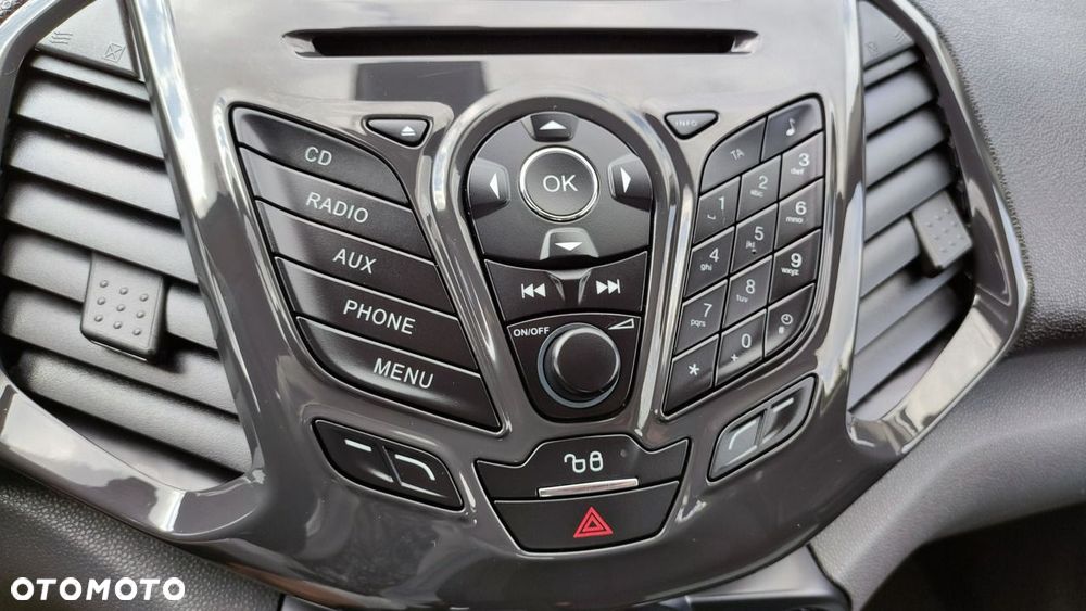 Ford EcoSport - 38