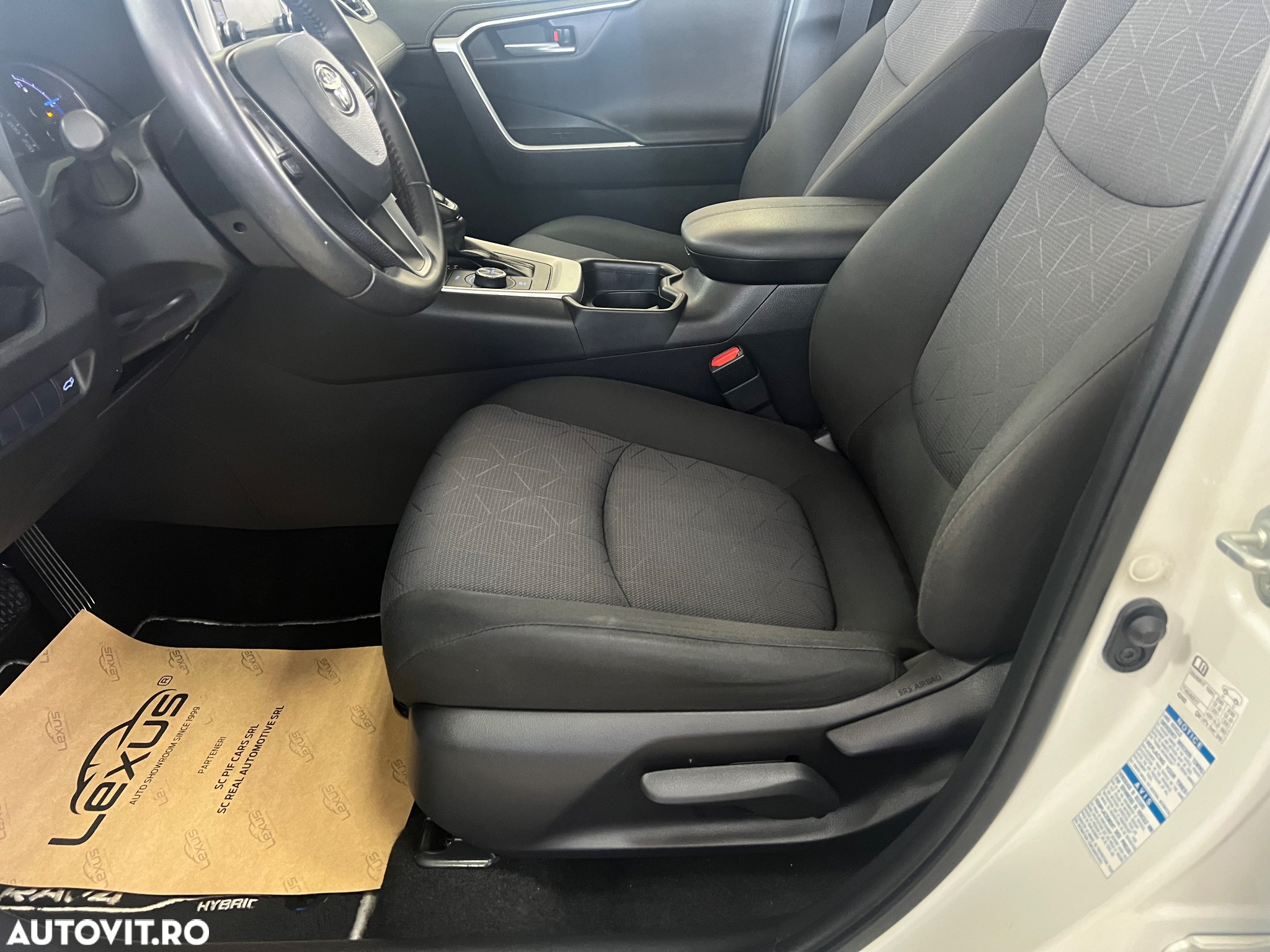 Toyota RAV4 - 19