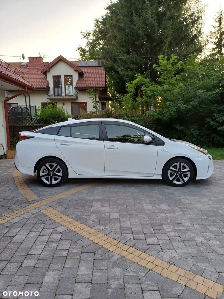 Toyota Prius Hybrid Comfort - 10