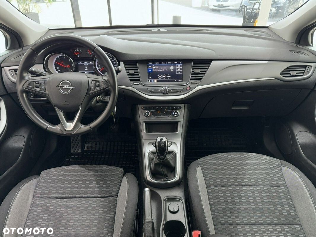 Opel Astra - 14