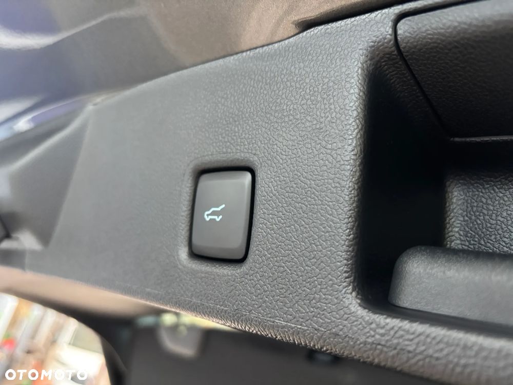 Ford Kuga ver-2-5p-phev-fwd-st--line-x - 21