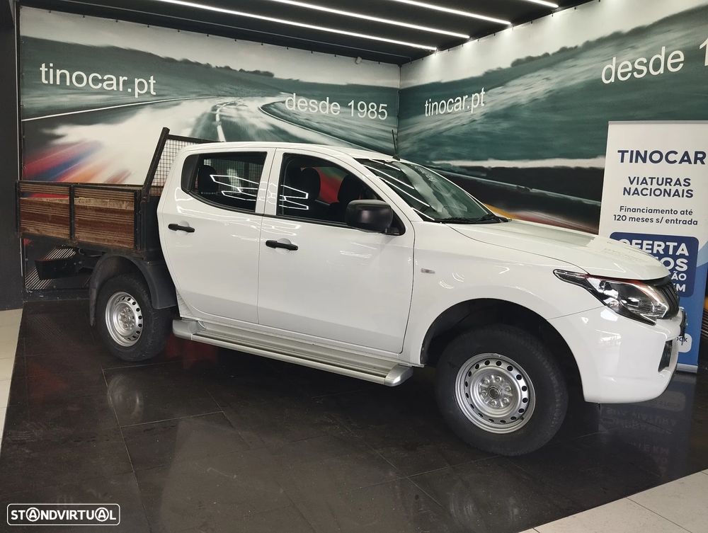 Mitsubishi L200 2.4 DI-D CD Space Cab Invite 2WD — fotografia 3