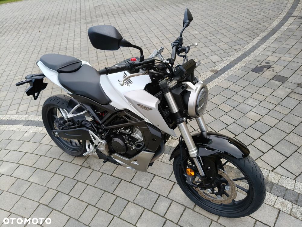 Honda CB - 4