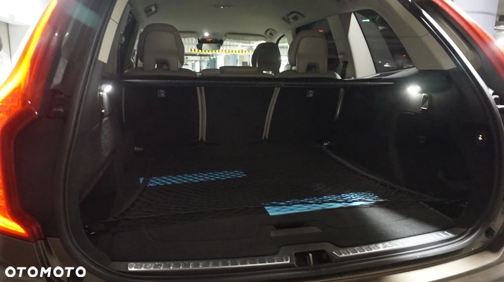 Volvo XC 90 D5 AWD Inscription - 38