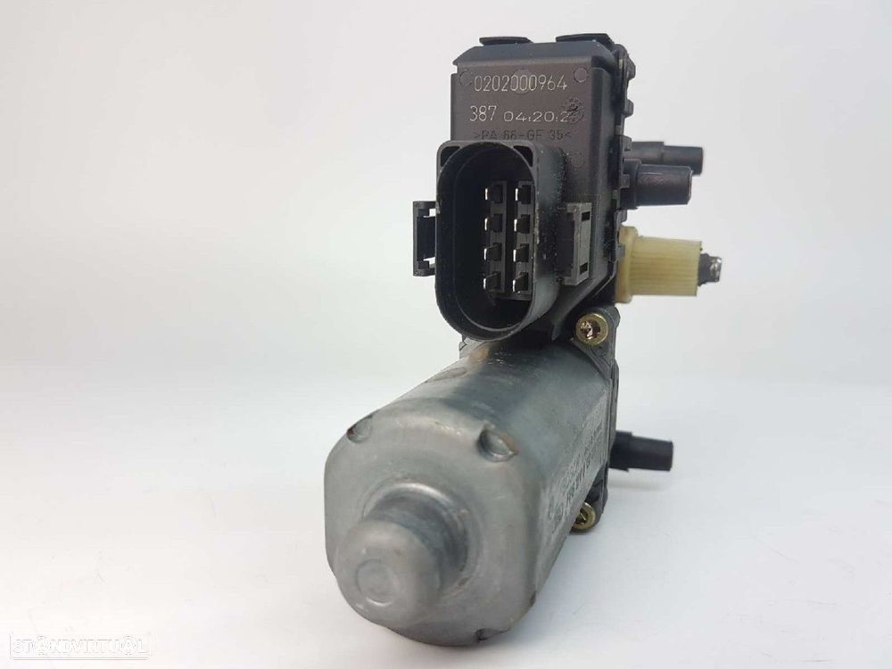 MOTOR ELEVADOR FRENTE ESQUERDO AUDI A6 BERLINA (4B2) 2.5 TDI QUATTRO - 4