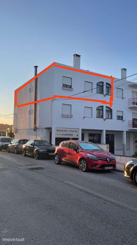 Apartamento T3 com Garagem e Sótão em Alenquer - Grande imagem: 3/29