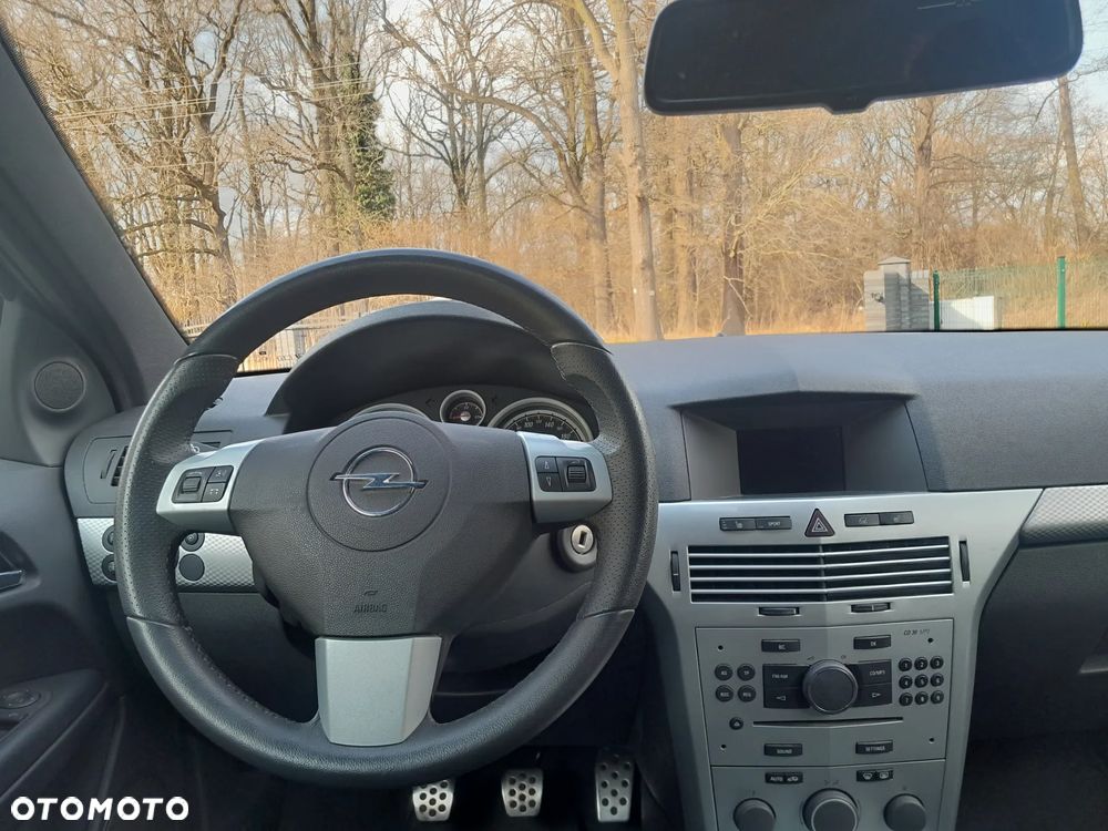 Opel Astra 2.0 Turbo Sport - 17