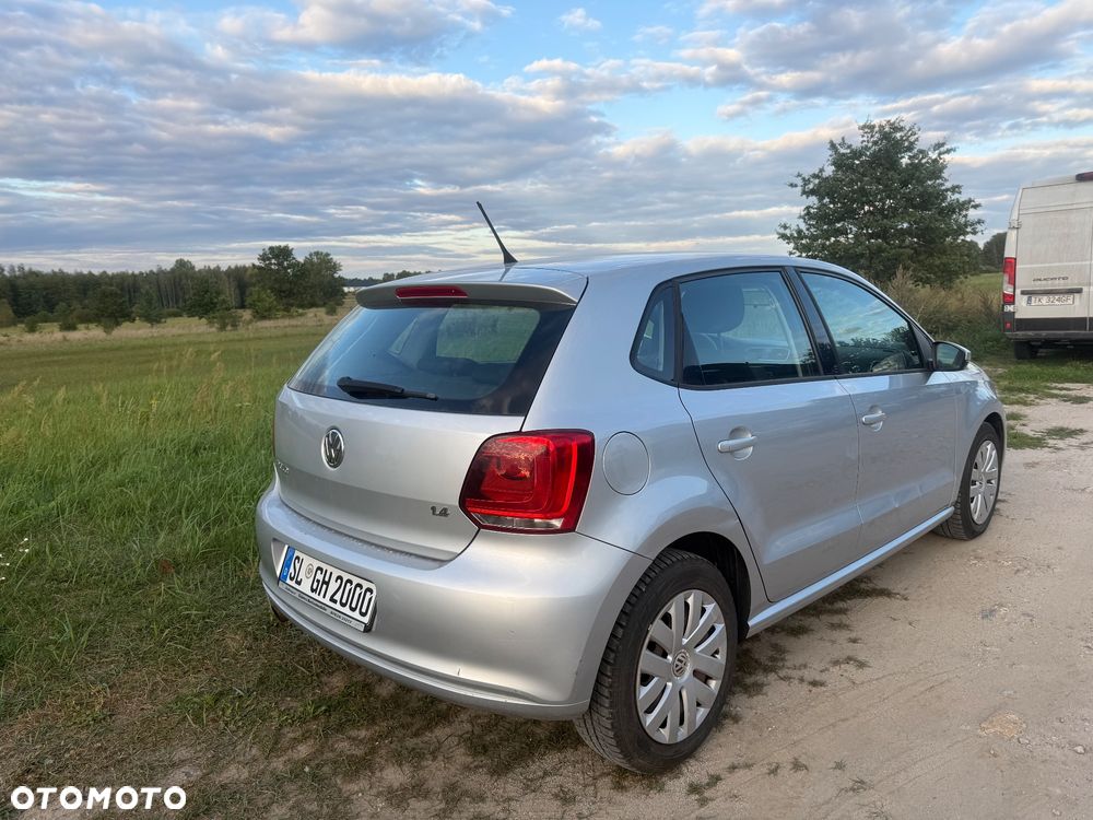 Volkswagen Polo 1.4 FSI Comfortline - 3