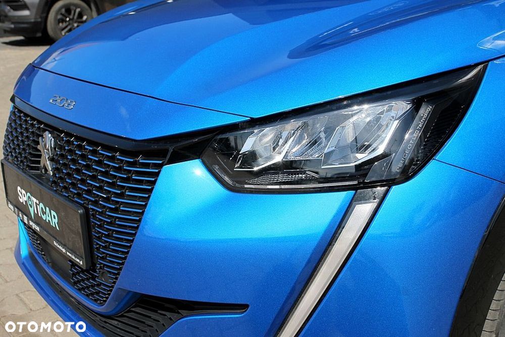 Peugeot 208 - 13