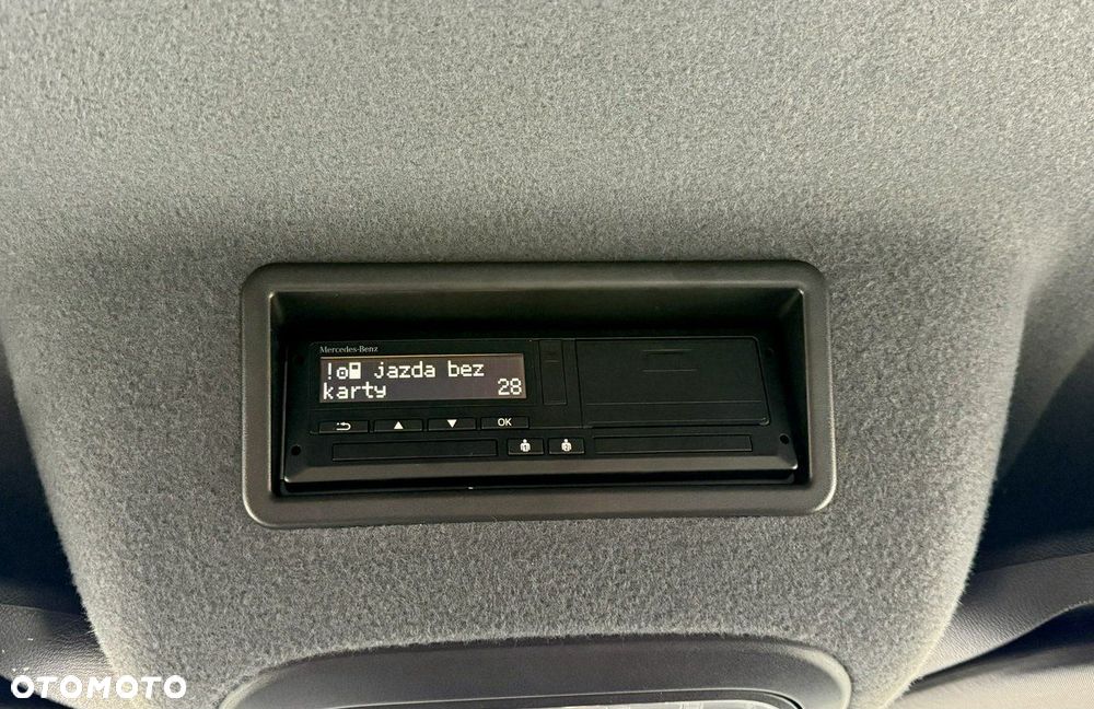 Mercedes-Benz Sprinter - 29