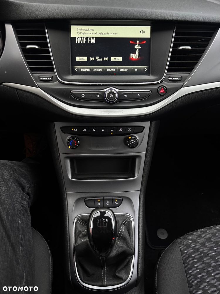 Opel Astra 1.5 D Start/Stop Ultimate - 10