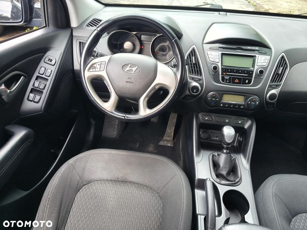 Hyundai ix35 1.6 2WD Fifa World Cup Edition - 23