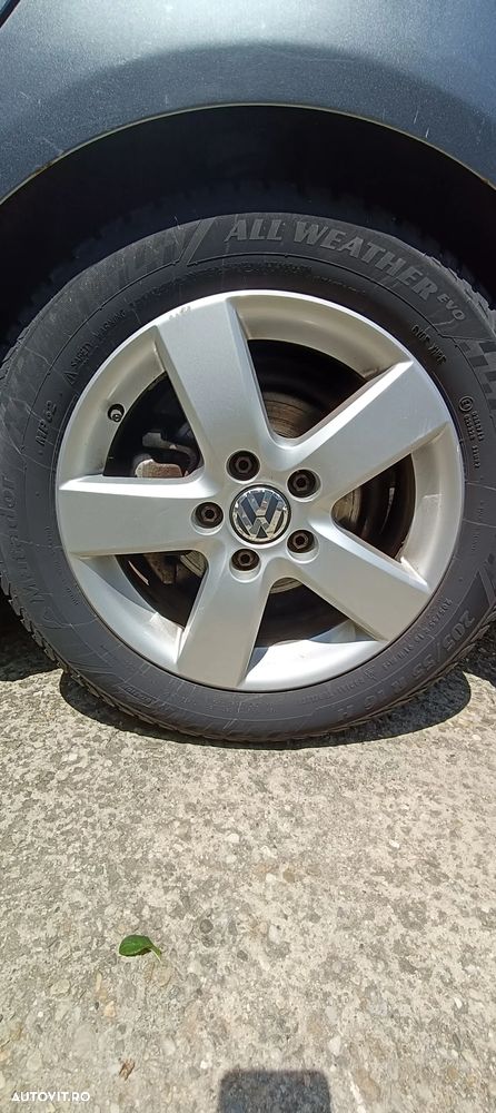 Volkswagen Golf 2.0 TDI Comfortline DPF - 20