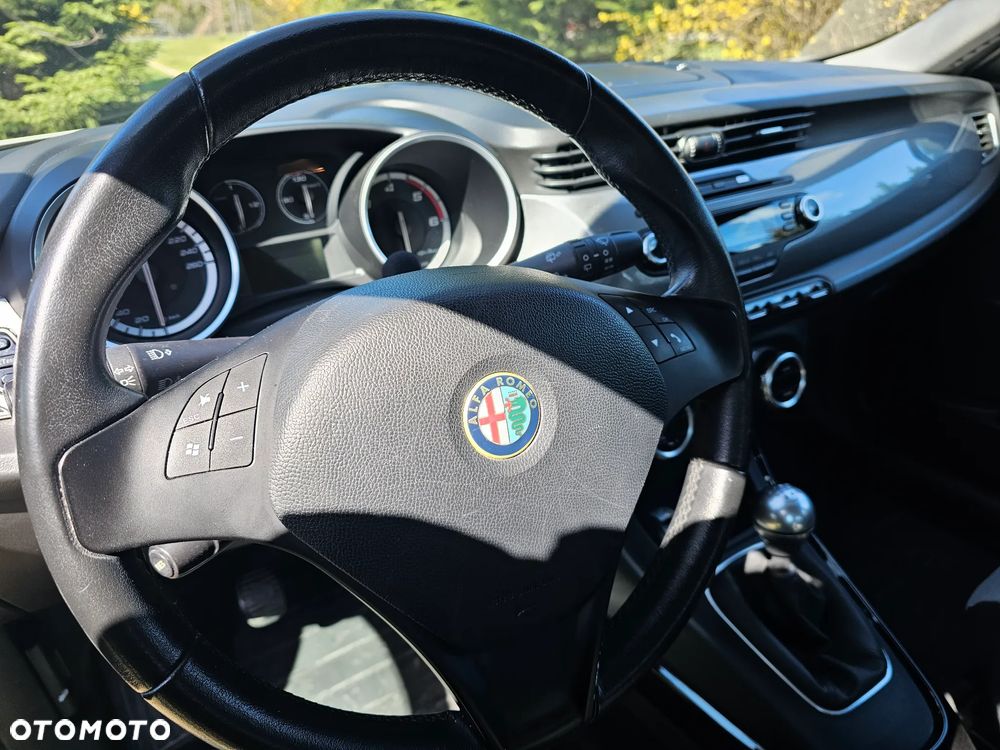Alfa Romeo Giulietta 1.6 JTDM Distinctive - 21