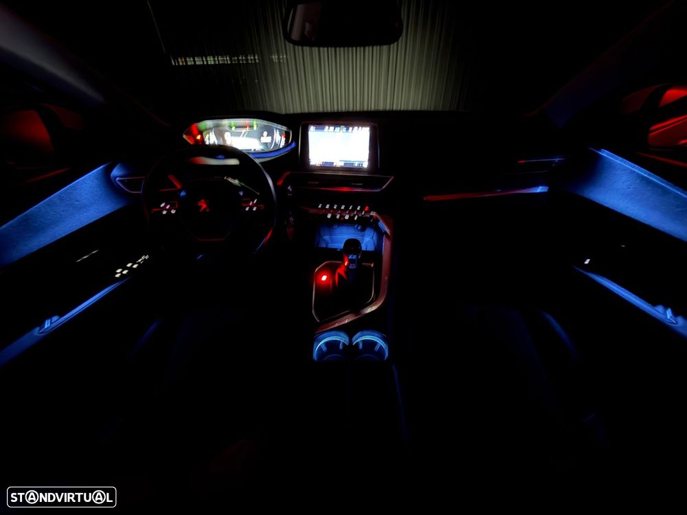 Peugeot 3008 1.2 PureTech Allure Pack - 38