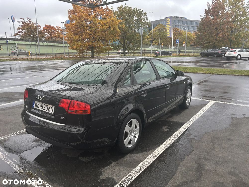 Audi A4 Limousine 2 - 8