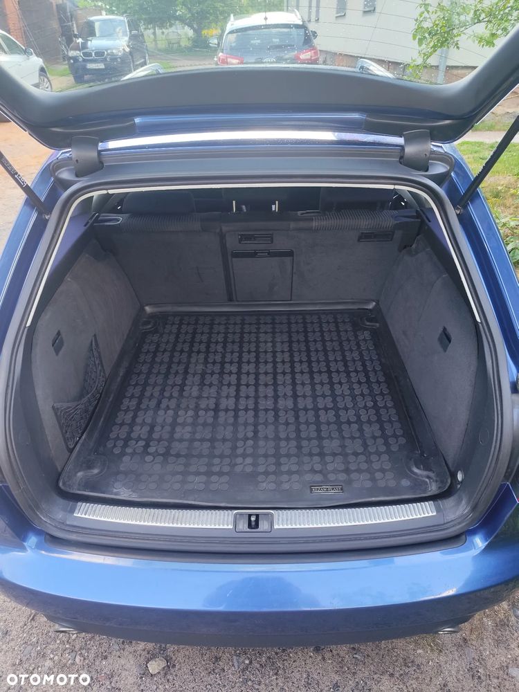 Audi A4 Avant - 13