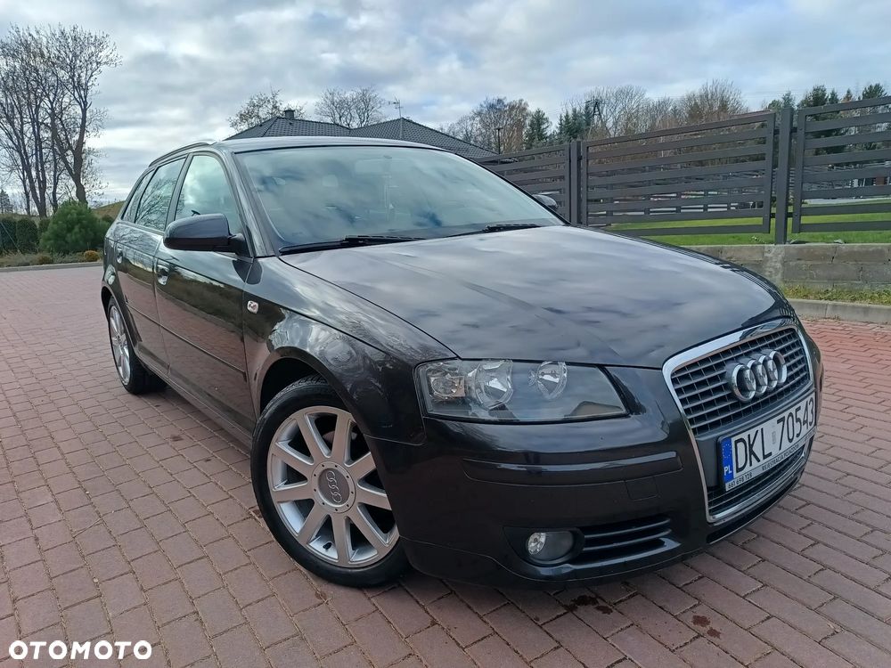 Audi A3 Sportback 2.0 TDI Ambiente - 2
