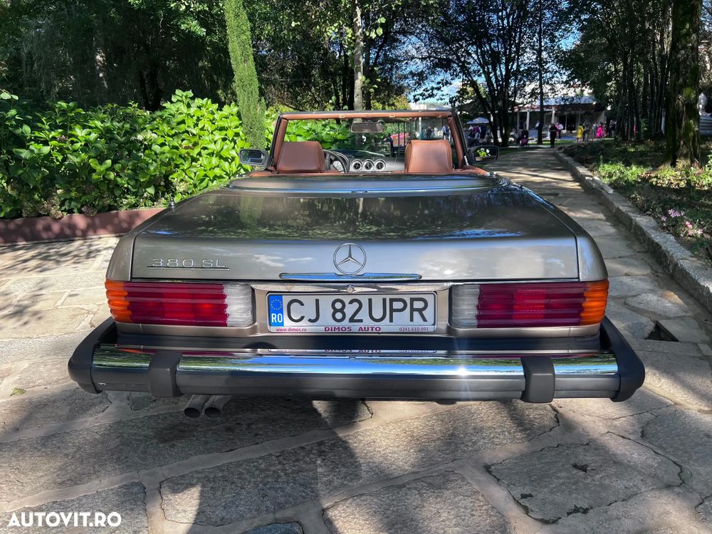 Mercedes-Benz SL - 13