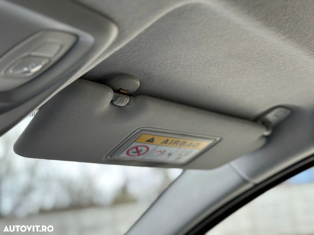 Renault Clio (Energy) TCe 90 Start & Stop LIMITED - 13