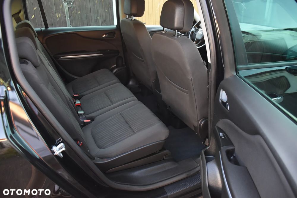 Opel Zafira 1.4 Turbo (ecoFLEX) Start/Stop Innovation - 27