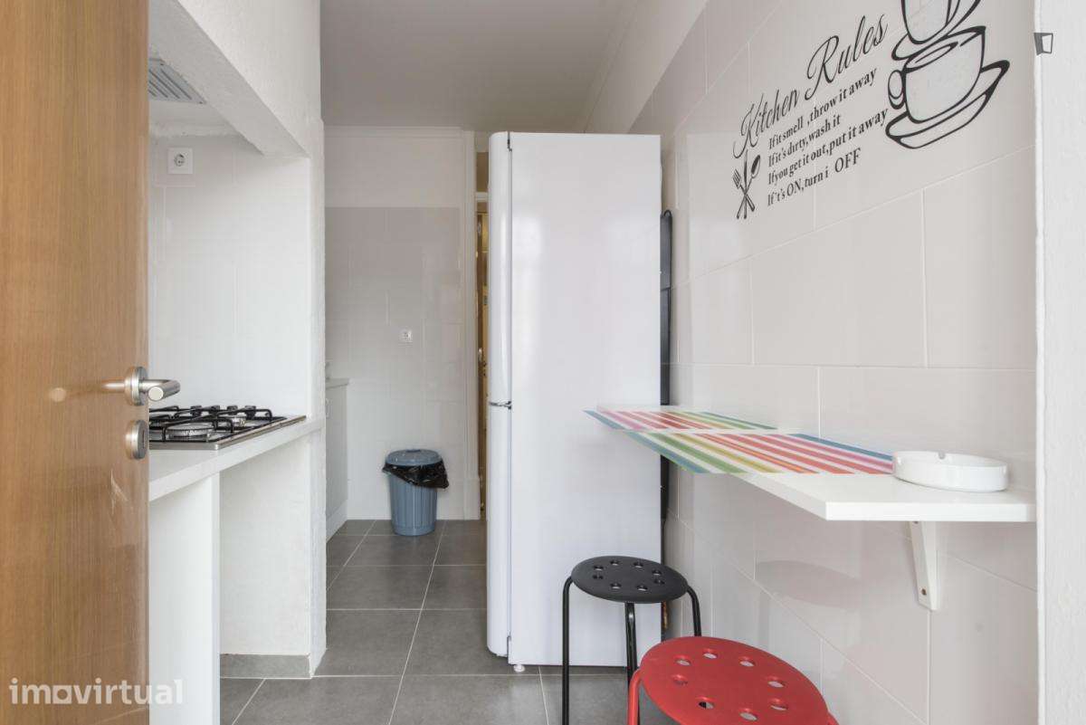 Quarto - localizado em Arroios Lisbon - Grande imagem: 4/15